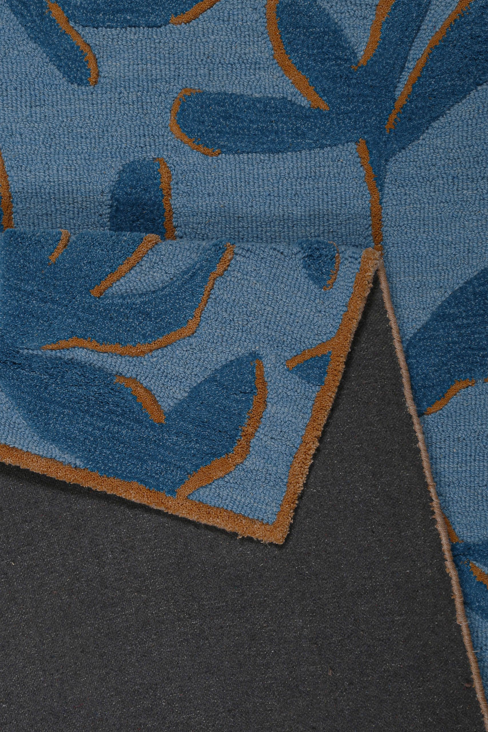 weconhome-summers-peak-kurzflor-teppich-schurwolle-blau-multi-floral image 4