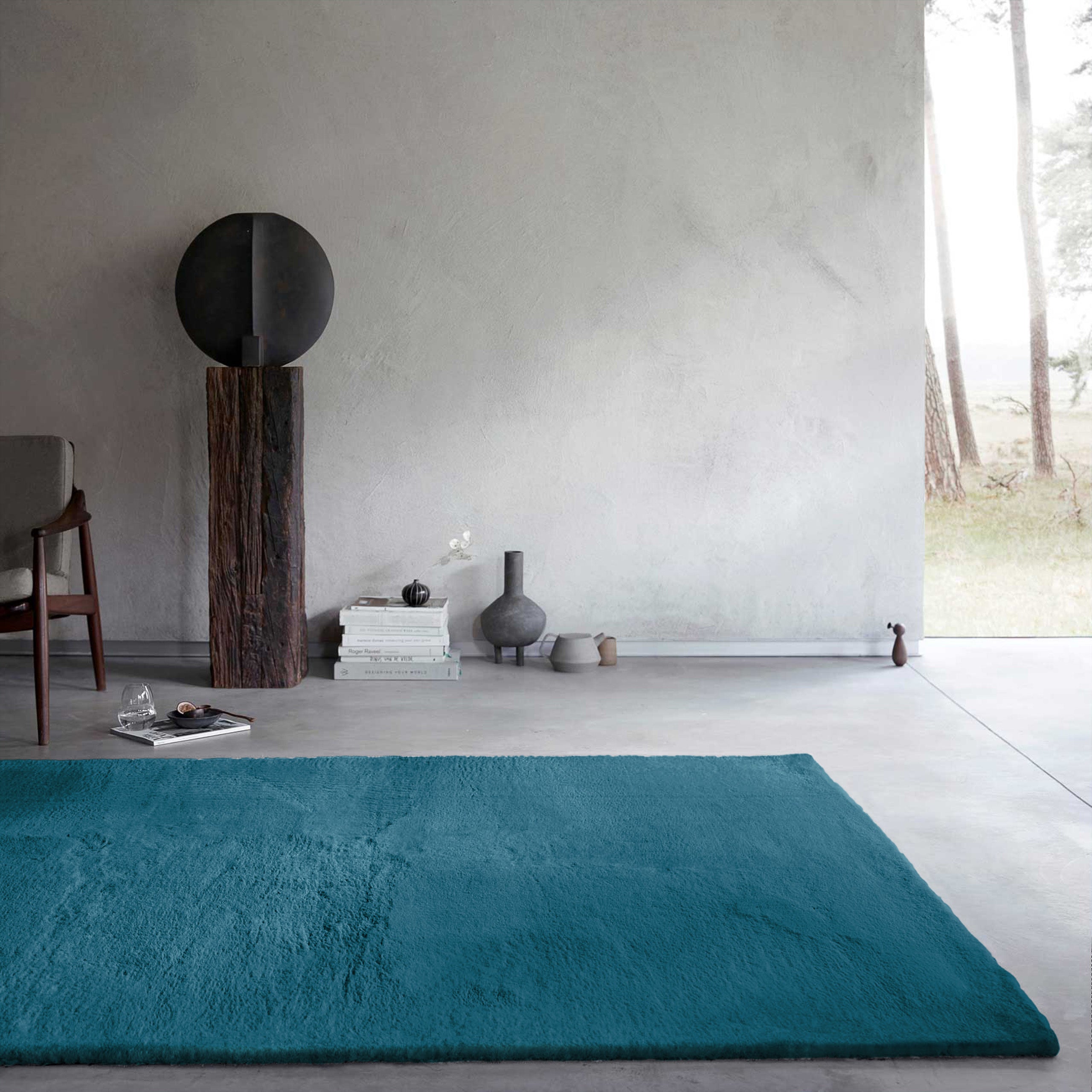 weconhome-basics-anna-kunstfell-teppich-petrol-hochflor image 2