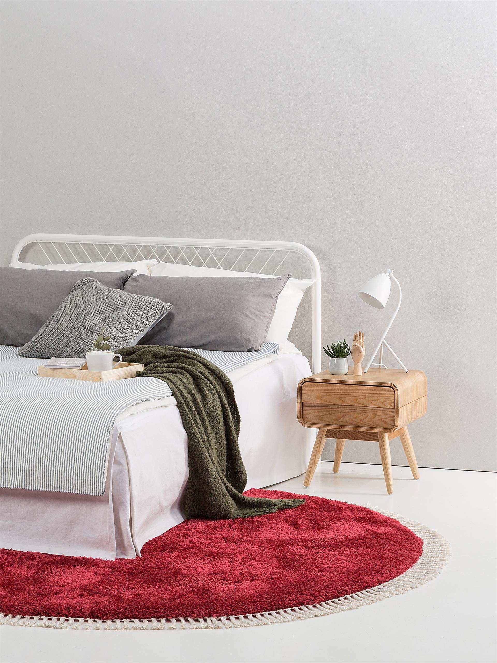 benuta-shaggy-teppich-rot-120-cm-rund-hochflor-polyester-f-r-wohnzimmer-schlafzi image 3