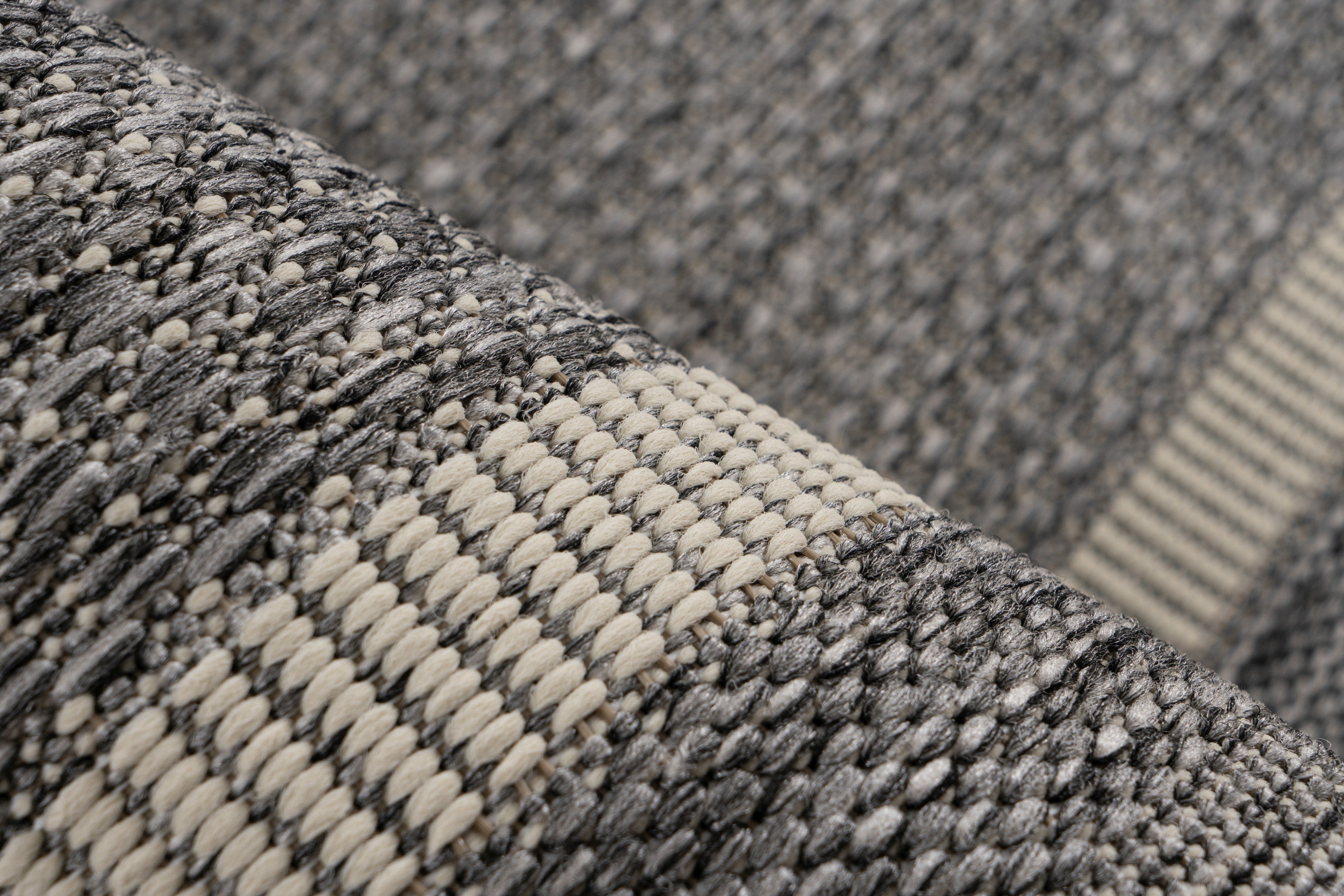 kayoom-paste-125-kurzflorteppich-5-mm-florh-he-silber-polypropylen-bis-200x290-c image 4