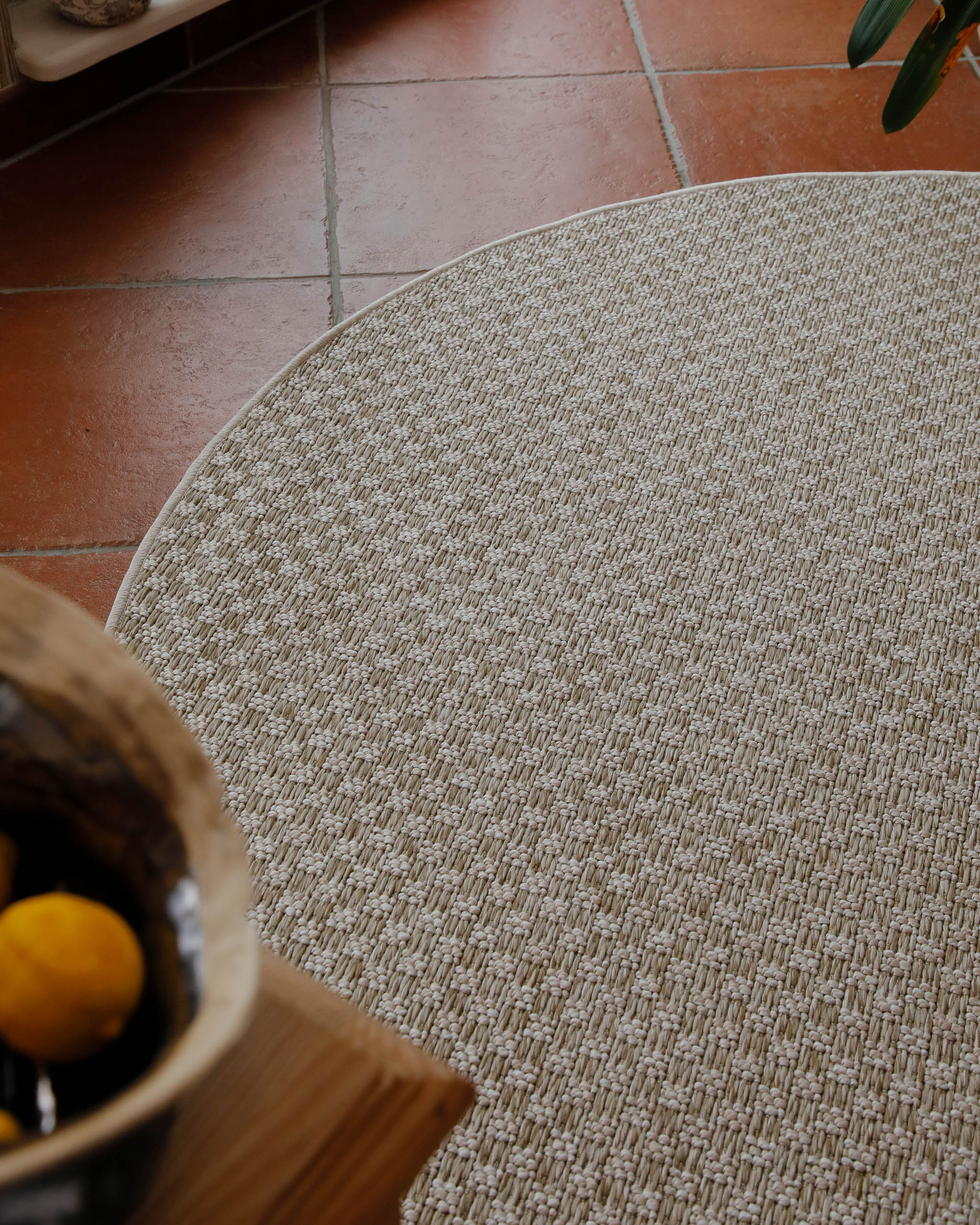 weconhome-in-outdoor-teppich-miami-south-beach-rund-creme-wei image 6