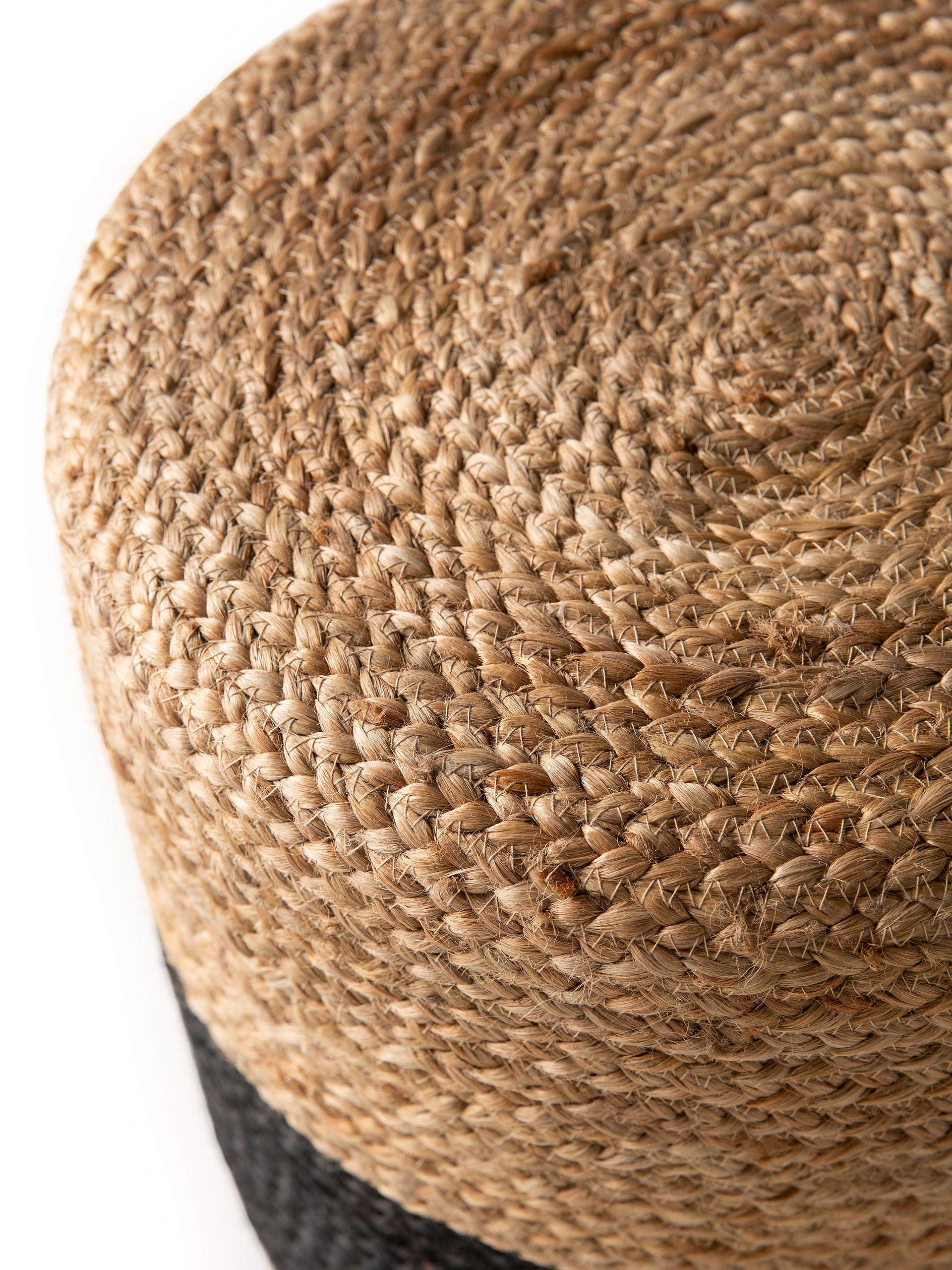 benuta-pure-handgefertigter-jute-pouf-jutta-hellbraun-schwarz-40x40-cm-zylindris image 4