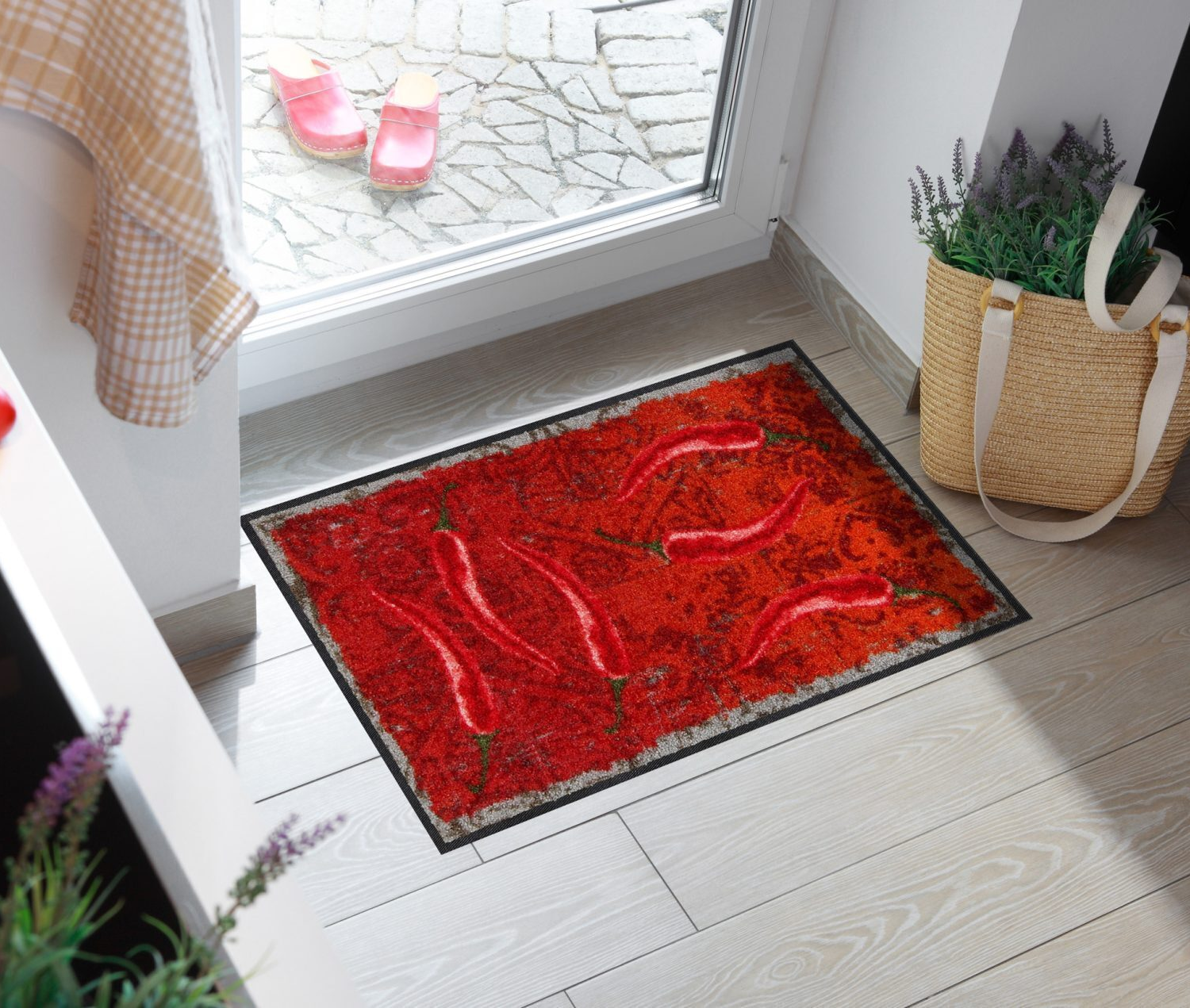 salonloewe-hot-peppers-l-ufer-45-x-70-cm-fu-matte-mit-chili-paprika-motiv-rutsch image 2