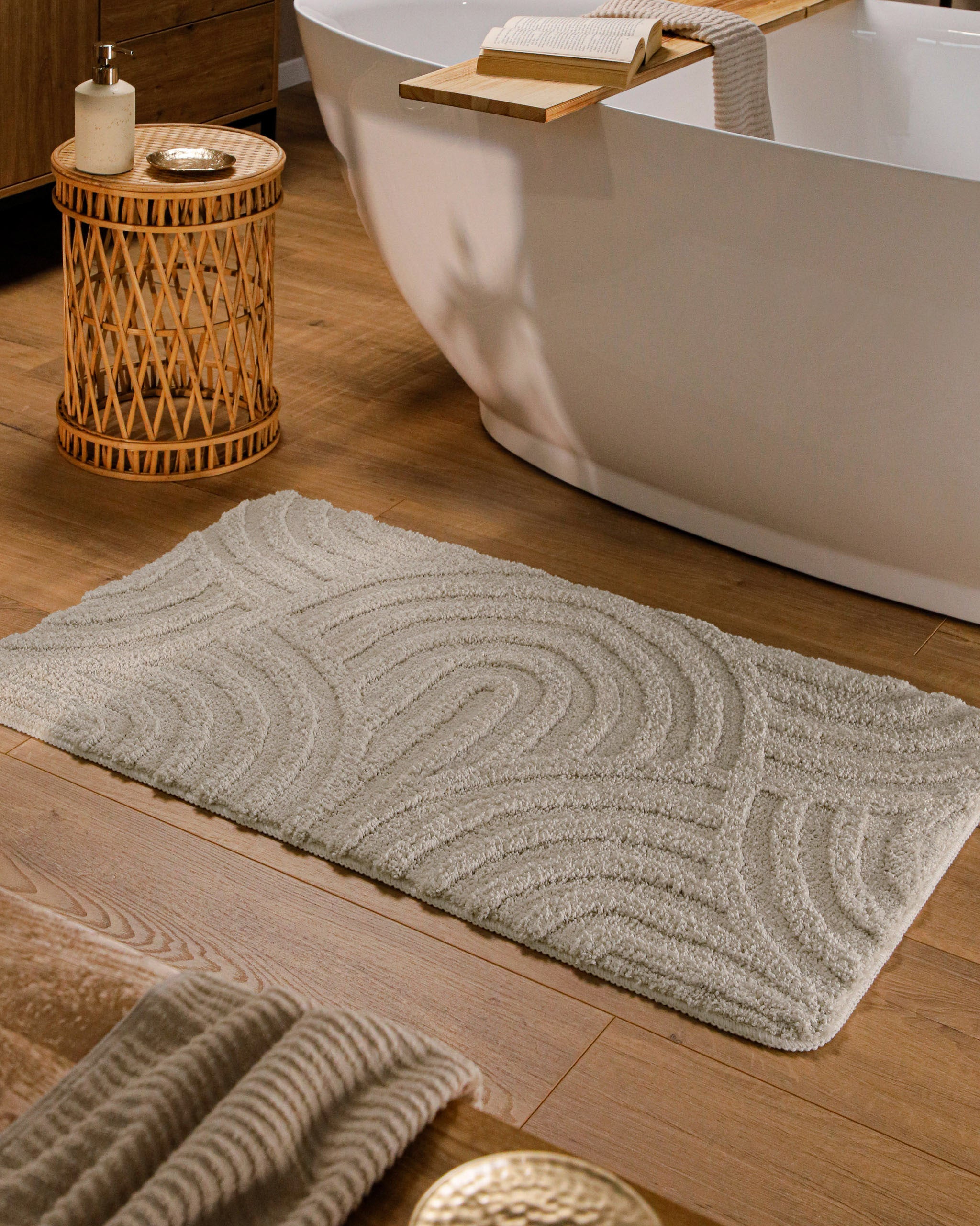 weconhome-bathking-fiete-badteppich-seiden-grau-rutschhemmend-waschbar-bei-30-c image 2