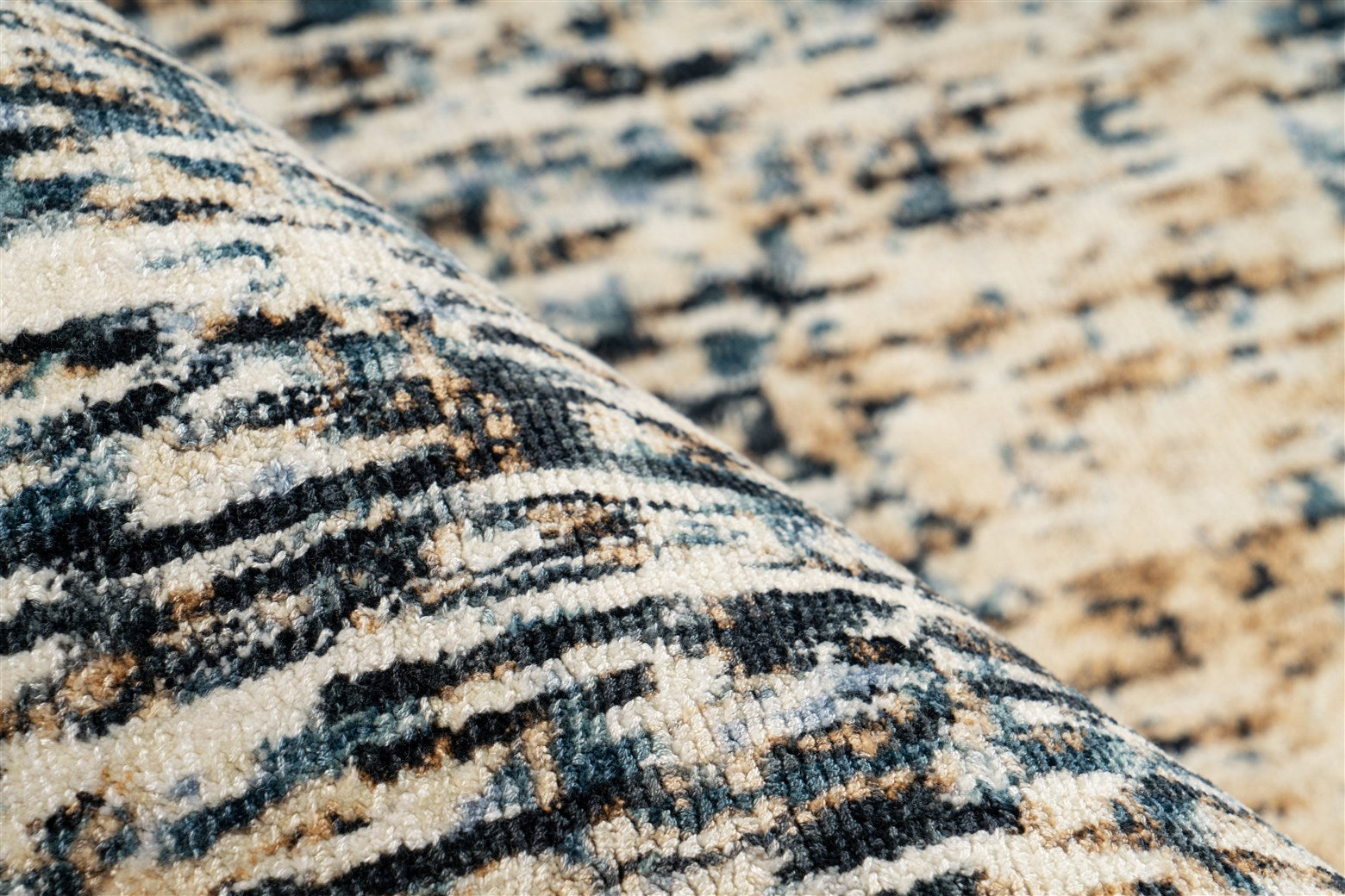 kayoom-puerto-125-antik-vintage-teppich-aus-viskose-handgefertigt-in-indien-weic image 3