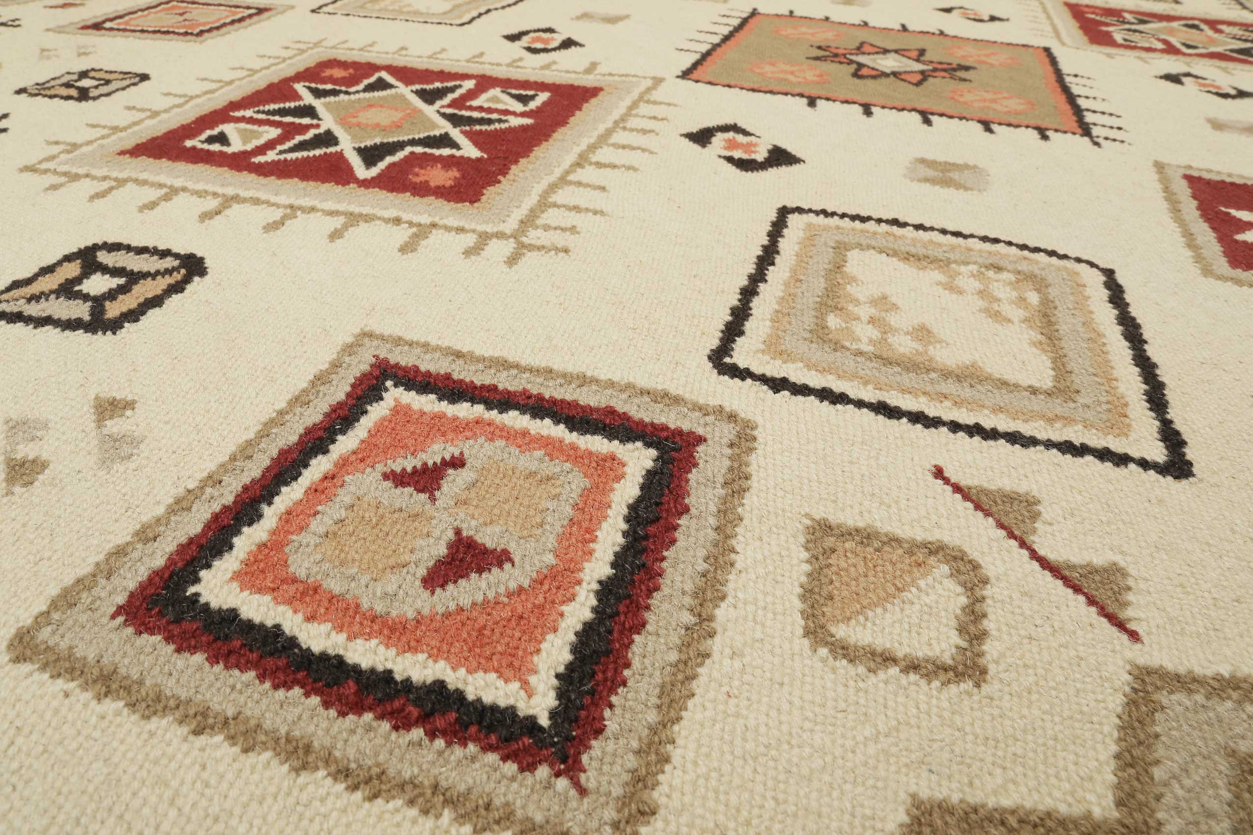 weconhome-green-looop-kelim-teppich-brionne-creme-beige-rot-handgewebte-wolle image 6