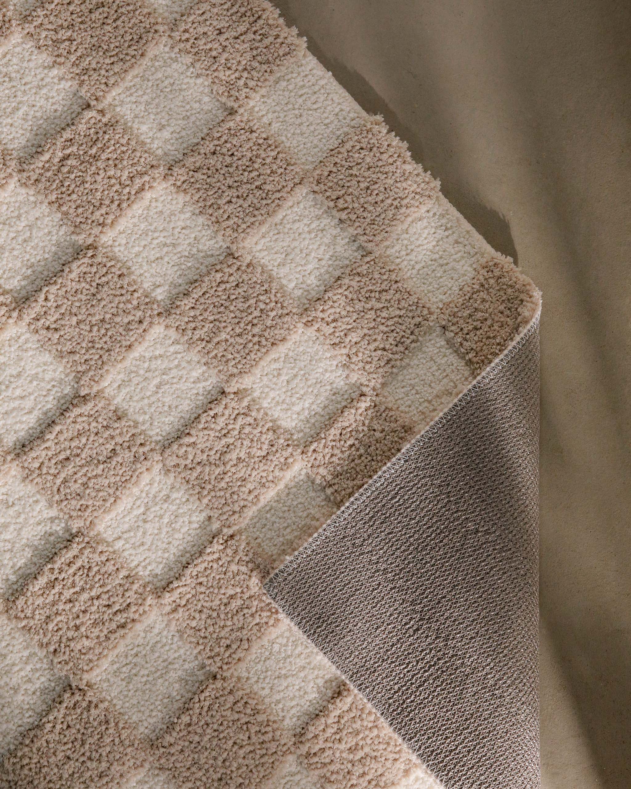 weconhome-bathking-badteppich-bobbi-beige-schachbrett image 6